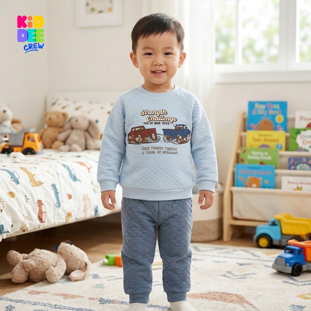 KiddeeCrew ชุดนอนเด็ก สีฟ้าพิมพ์ลายรถคู่ ผ้าแซนวิช เหมาะสำหรับอายุ 1-14 ปี