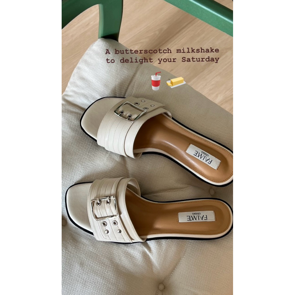 Faime studio รองเท้าแตะ มือสอง size 41