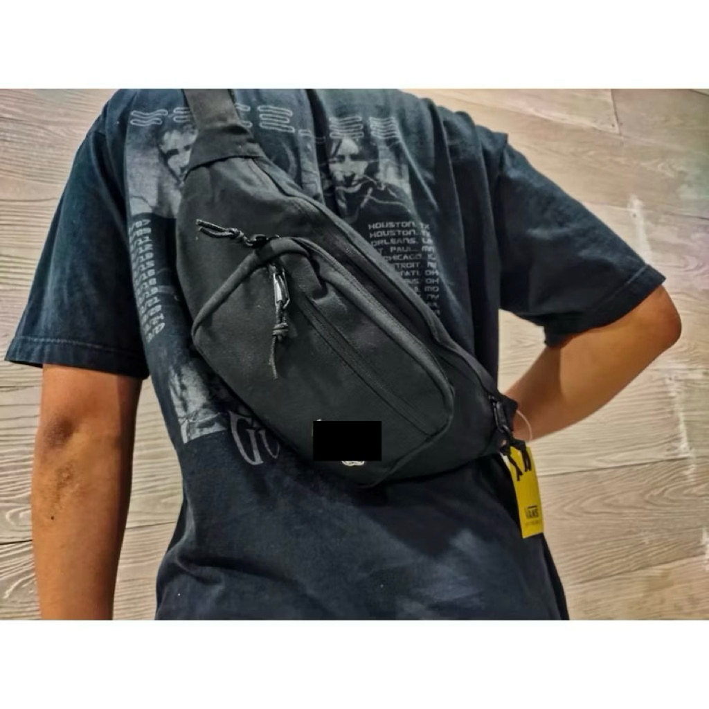 vans รุ่นขายดี ผ้าแคนวาส ป้ายห้อย ถ่ายจากสินค้าจริง  มีหลายซิป มีปลายทาง