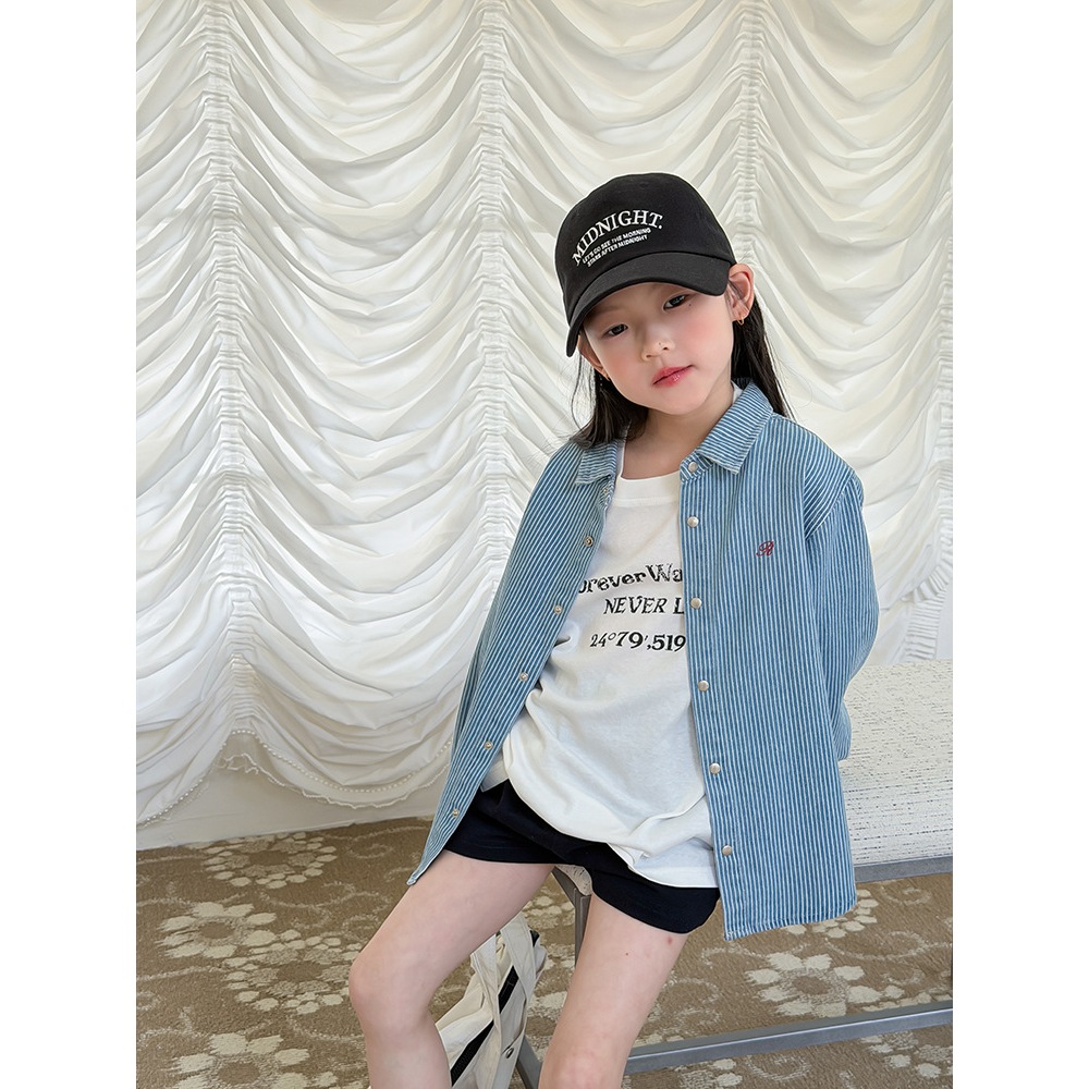 เสื้อเชิ้ตยีนส์สีฟ้า Ambb kids เรียบง่าย สำหรับเด็ก ดีไซน์คลาสสิก ใส่สบาย ดูดี