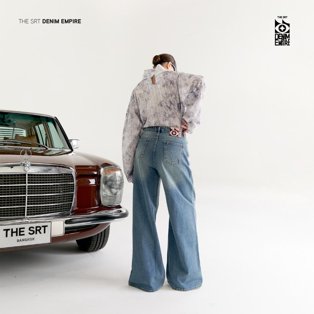 The SRT (TPN334) C1 Straight Empire Jeans กางเกงผ้าเดนิม เอวต่ำ ทรงตรง — صورة 4
