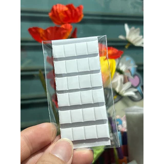 กาวดินน้ำมันติดแท่นทำเล็บปลอม 24 ชิ้น มี 3 สี ขาว ชมพู เขียว ใช้ซ้ำได้