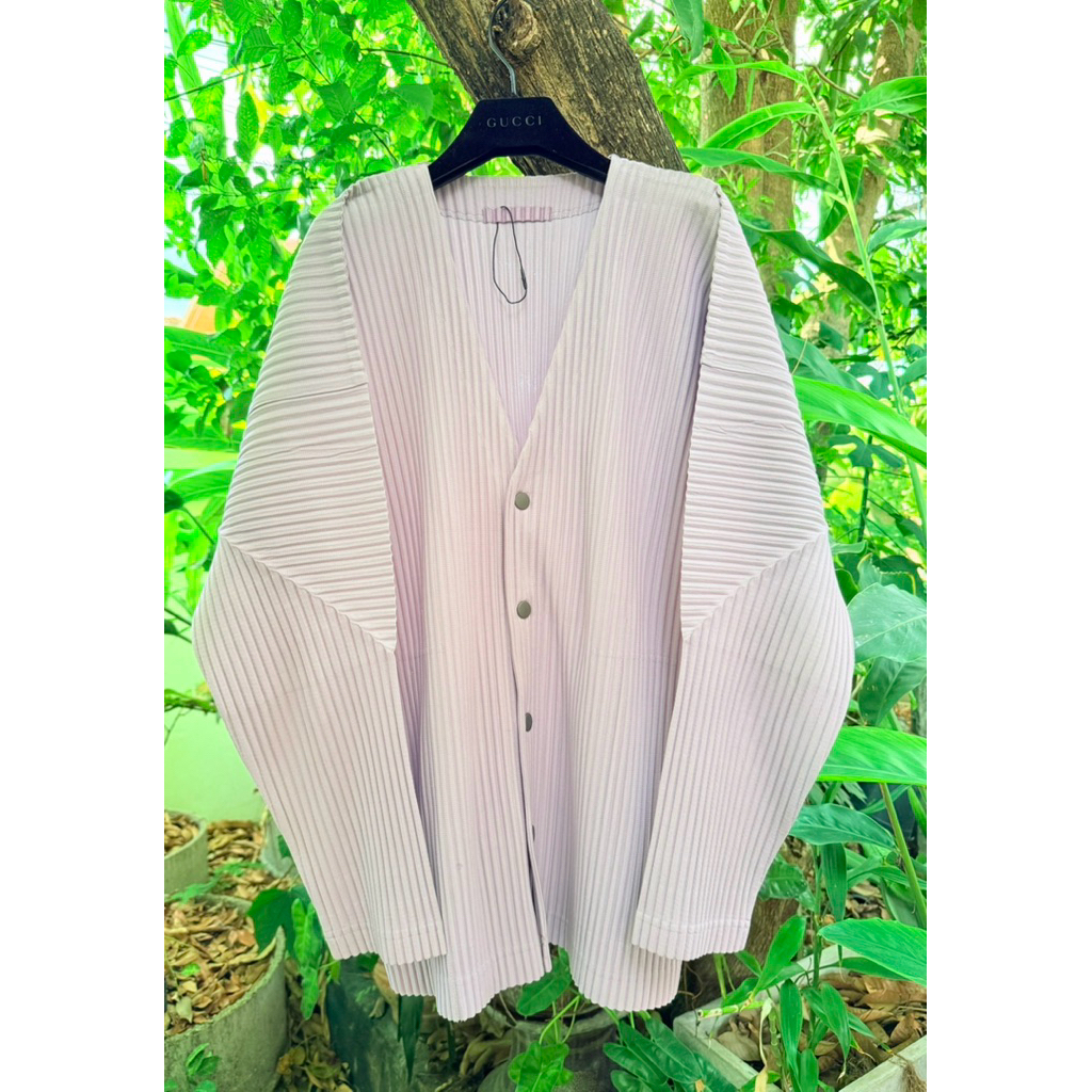 Homme Plisse Please Size 2 ISSEY Miyake แท้จาก Shop Made in Japan สีม่วงอ่อน หรู ๆ ผู้ดีมาก ของใหม่ 
