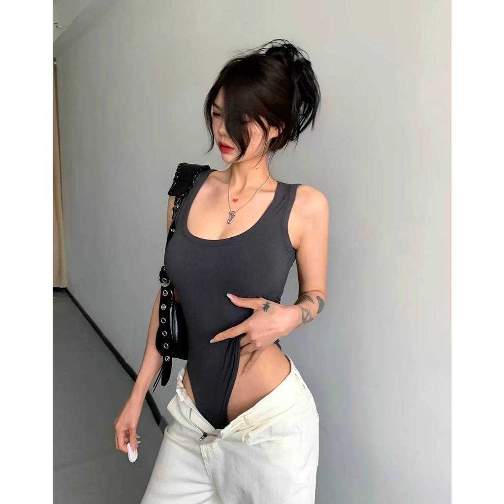 ชุดบอดี้สูทแขนกุด ทรงเข้ารูป ดีไซน์ทันสมัย สำหรับผู้หญิง หลากหลายสีและไซส์ พร้อมส่ง