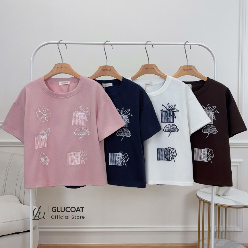 Glucoat | [A579] เสื้อยืดแขนสั้นสีน้ำตาล/สีกรม/สีชมพู/สีขาว คอกลม ปักใบไม้