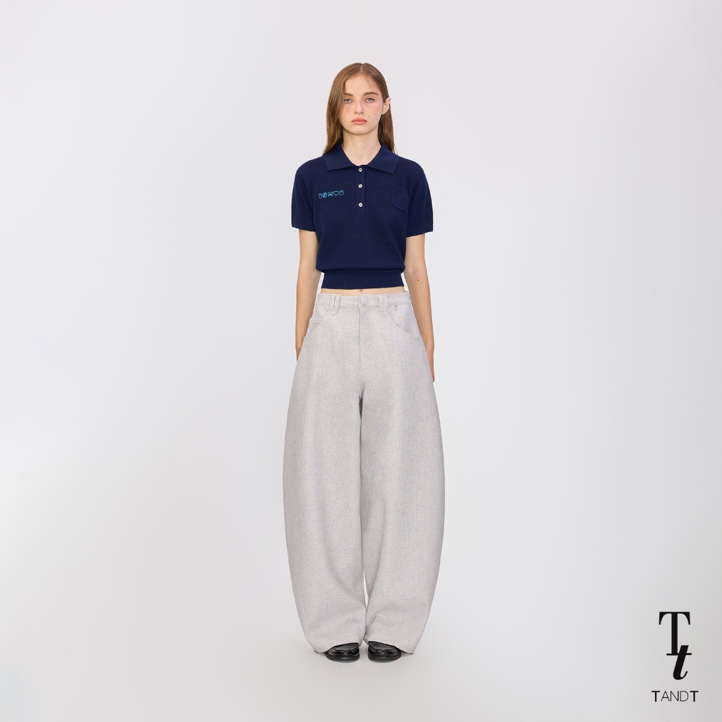 TandT - CIPHER TOP - EMBROIDERED SYMBOL KNITTED POLO TOP เสื้อโปโลปกเชิ๊ตกระดุมหน้า ทอนิตติ้งแขนสั้น ตกแต่งปักลายที่อก — صورة 4