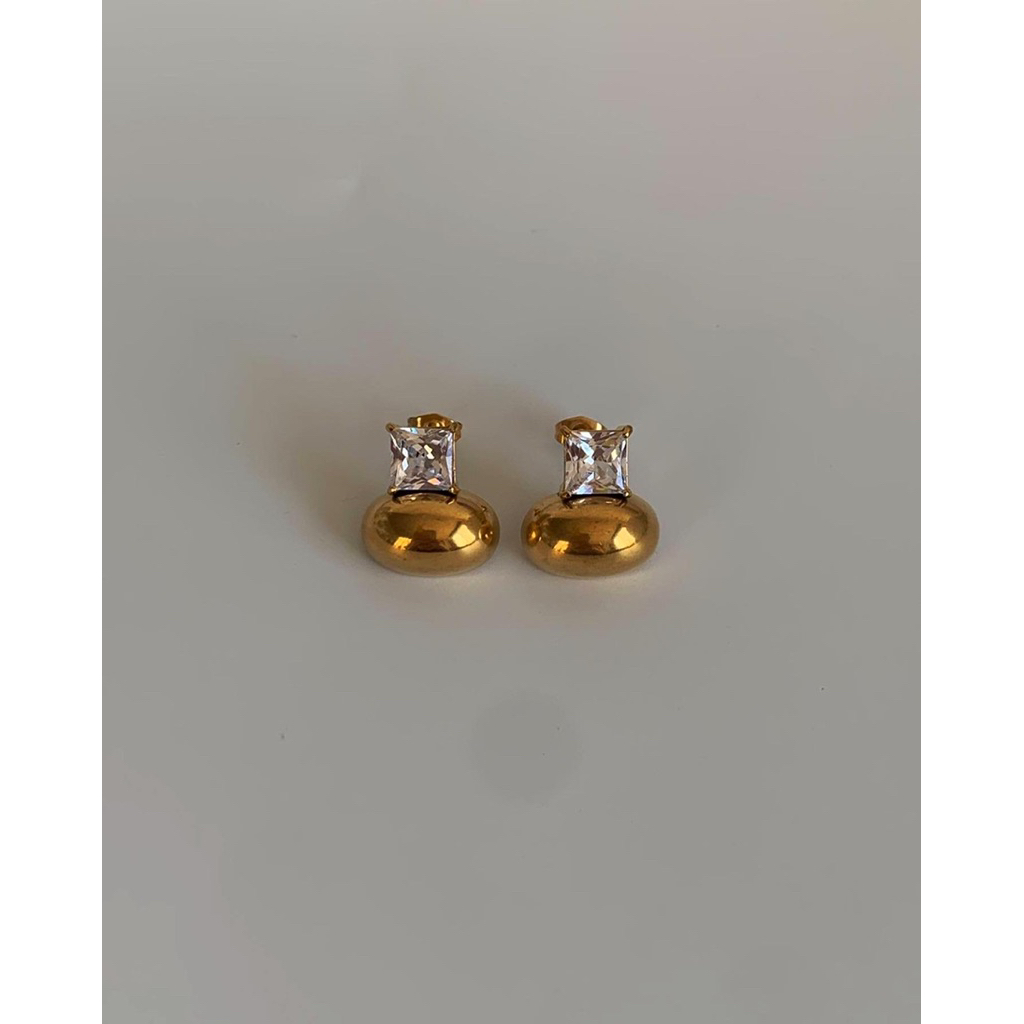 ต่างหูสเตนเลส nickle free แพ้ง่ายใส่ได้ กันน้ำ HER OBJECTIVE_HER CHRISTY EARRINGS