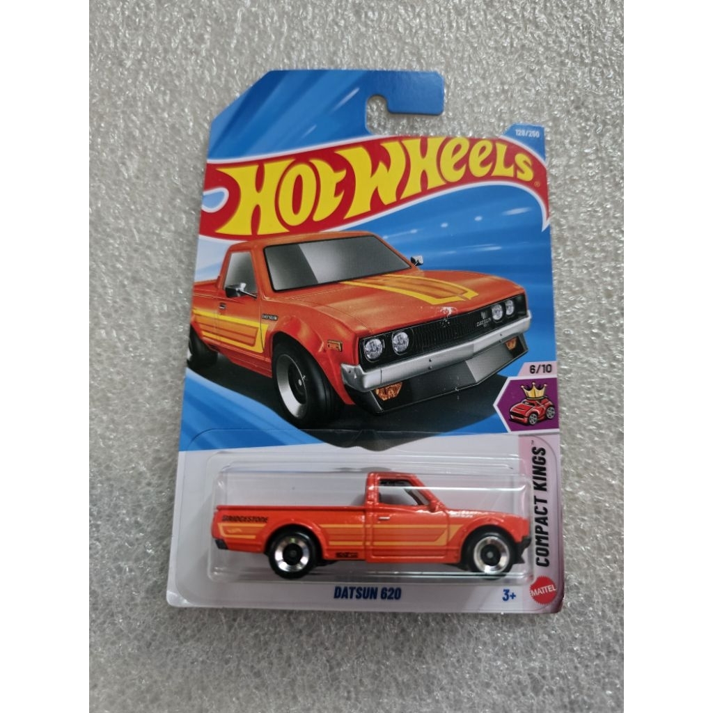 Hotwheels datsun 620