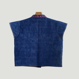 เสื้อคอจีนใบปอผ้าฝ้ายพื้นเมืองสโตน แต่งลายผ้าทอกระเหรี่ยง กระดุม5เม็ด ทรงสวยเข้ารูปสไตล์ เอวลอยน่ารัก มีขนาด38-44นิ้ว