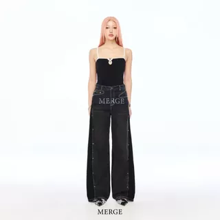 Merge Official - Shape Wide Jeans (พร้อมส่ง)