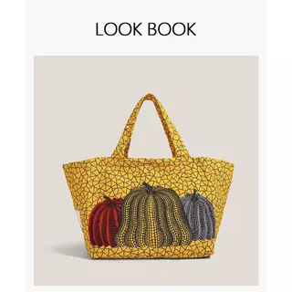 ความจุใหญ่สะพายข้างสตรี tote bag Yayoi Kusama ลายจุดฟักทอง สีเหลือง ยูนีค