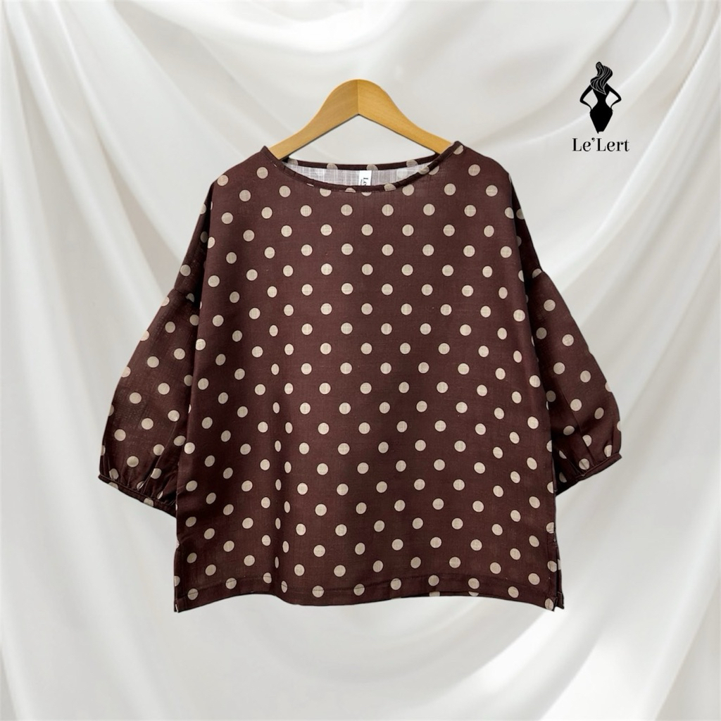 เสื้อคอปาด แขนบอลลูน 5 ส่วน สวมหัว ชายเสื้อตรงผ่าข้าง ผ้าลินินญี่ปุ่น พิมพ์ลาย “อก 42-43 นิ้ว”