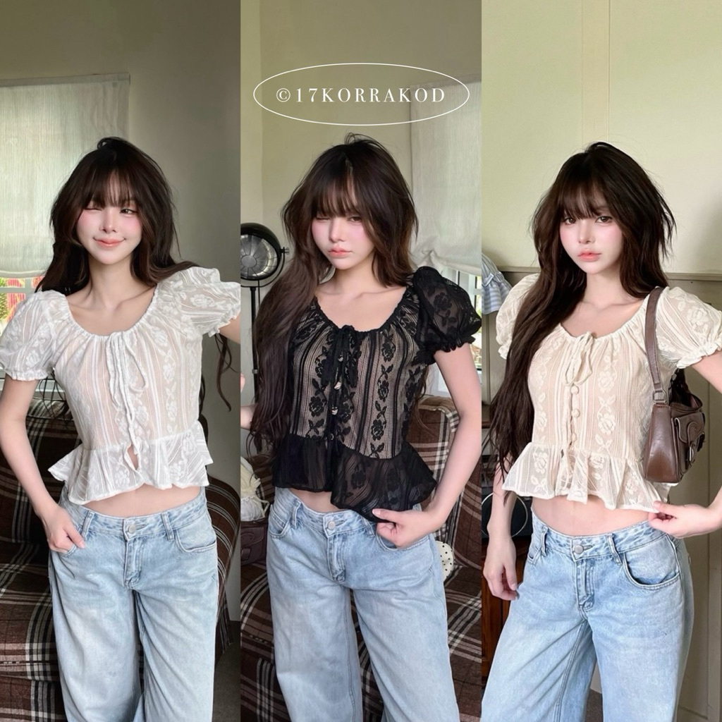 🌻เสื้อแขนตุ๊กตาผูกโบว์หน้าชายระบายผ้าลูกไม้ ดีเทลกระดุมปั๊ม ทรงน่ารัก สวยแพง เกาหลี (Nusa Style)