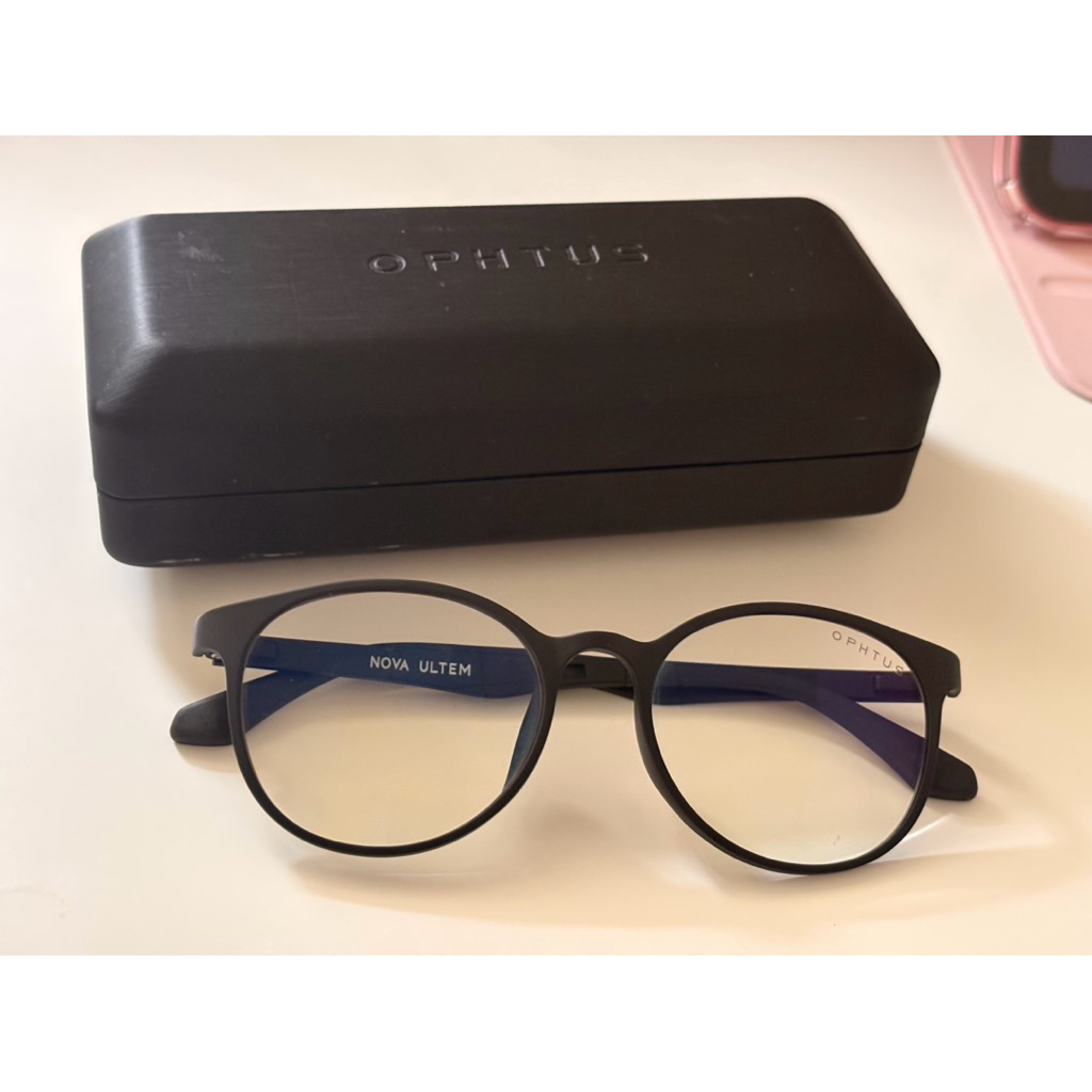 OPHTUS รุ่น Infinite เลนส์ RetinaX Clear แว่นตากรองแสงสีฟ้า มือสอง สำหรับเกมเมอร์ ดูจอ