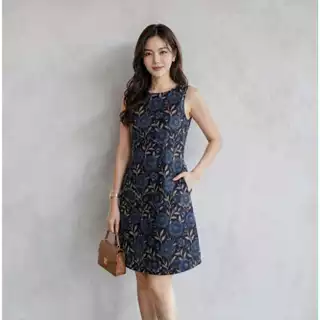 เดรสสั้น แขนกุด พิมพ์ลาย ซับในทั้งตัว มีกระเป๋าข้าง เดรสใส่ทำงาน