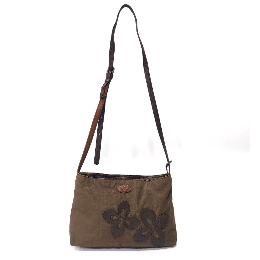 IBIZA (イビサ)  กระเป๋าสะพายข้างผ้าไนลอนฉลุลายดอกไม้ (Nylon & Leather Crossbody Bag)