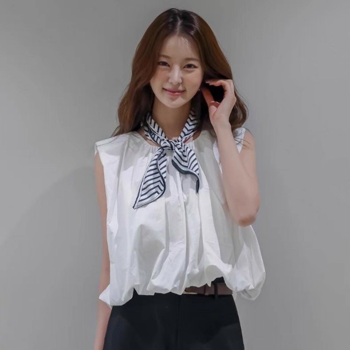 #ป้าย  M1801 เสื้อแขนกุดคอผูกโบว์สุดชิค ราคาเพียง 270.-  สวยหรูดูแพง! เสื้อแขนกุดดีไซน์เรียบแ