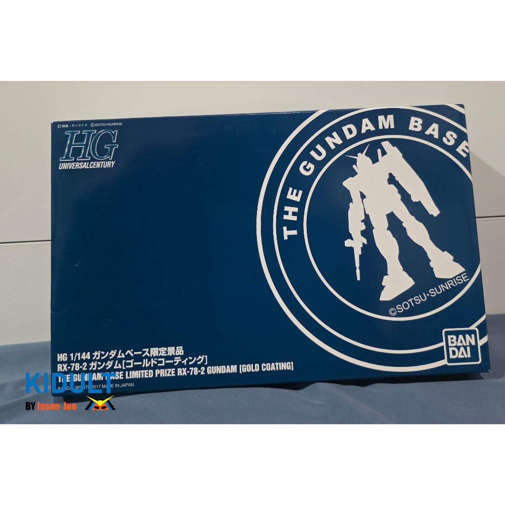 Bandai HG 1/144 The Gundam Base Limited RX-78-2 Gundam [Gold Coating]