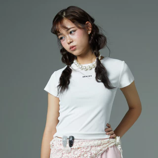 Bemingtop1154(S-4XL) - Suri BabyTee - เสื้อเบบี้ทีทรงเข้ารูปดีเทลโลโก้ BEMING ปักนูน