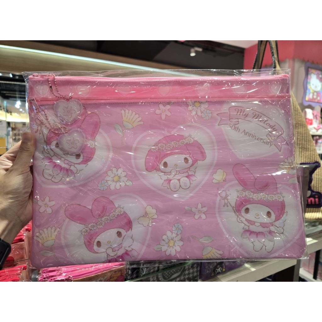 Sanrio งานแท้! ซองซิป F4