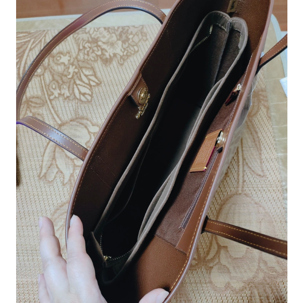 Outlet LวีVกระเป๋ารุ่นCarryBag ของแท้B๐นlogne พร้อมจัดส่งloยูisvวีuiton สามารถตรวจสอบได้ มีใบเสร็จครบ