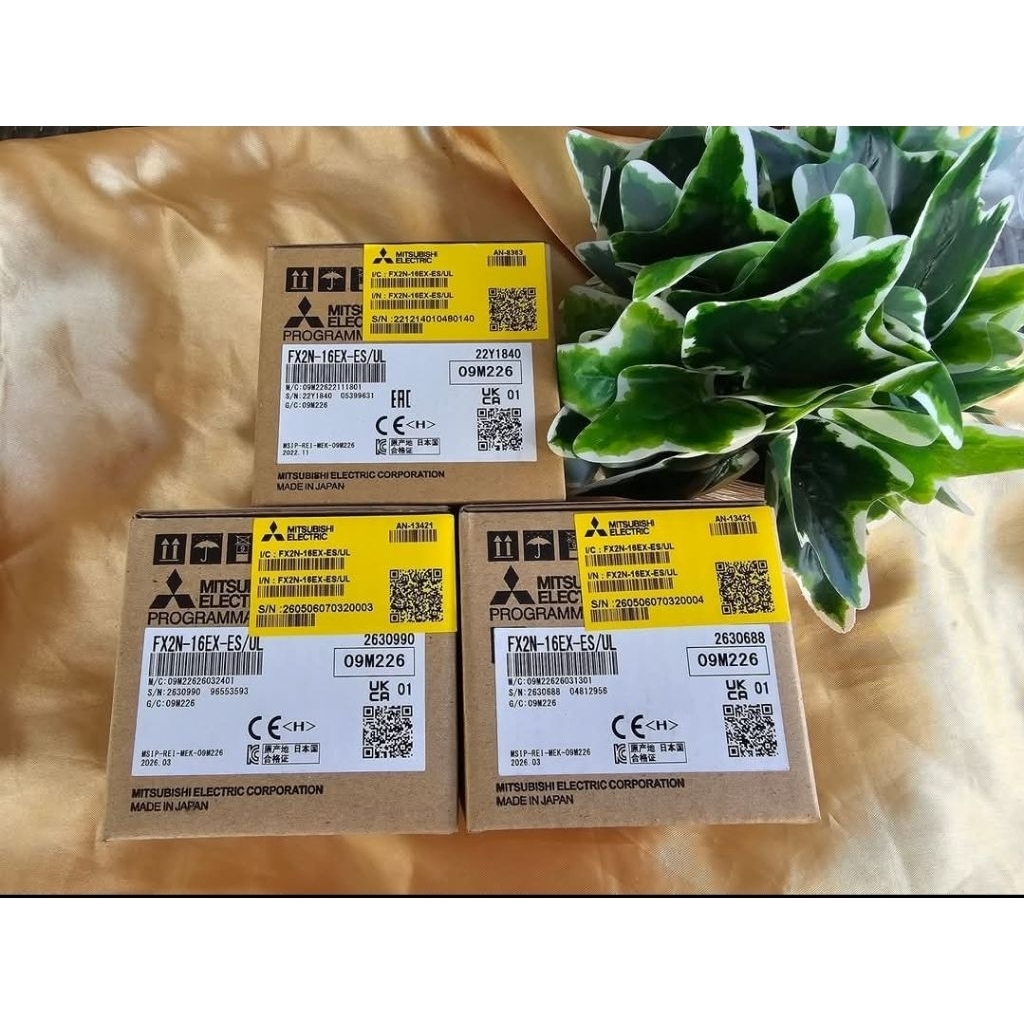 PLC MITSUBISHI FX2N-16EX-ES/UL งานป้ายเหลือง