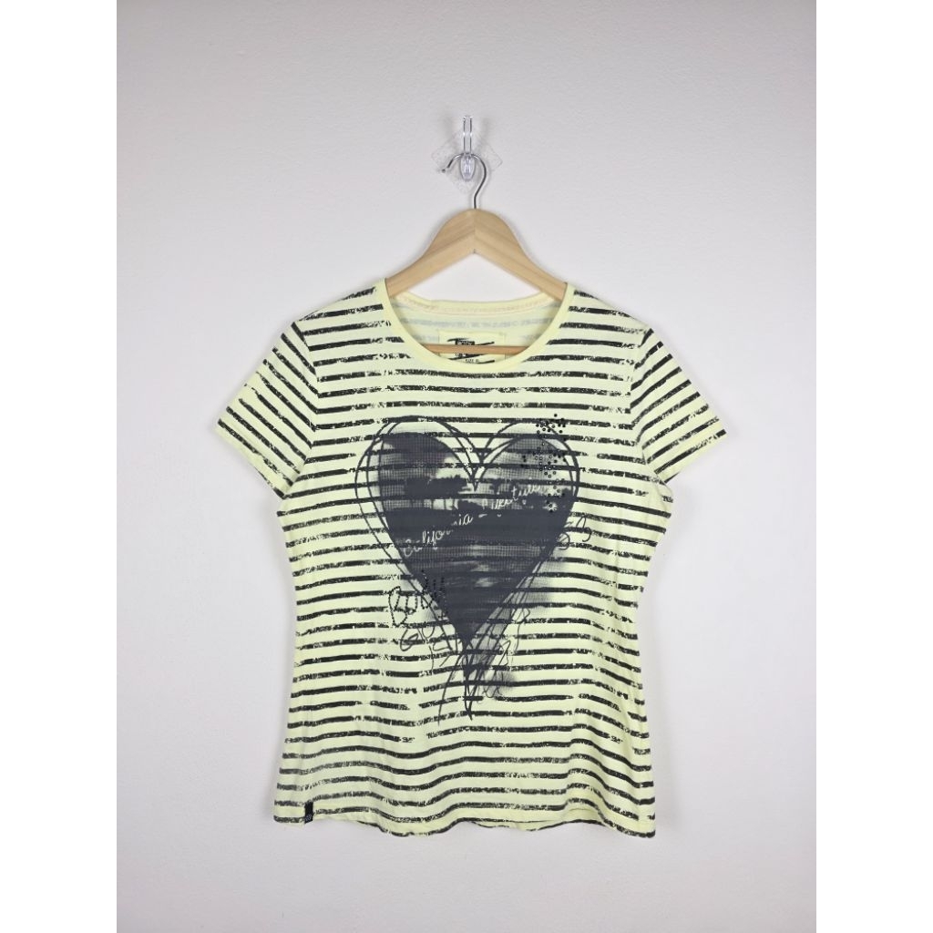 เสื้อยืด เสื้อยืดลายเหลือง Body glove X073