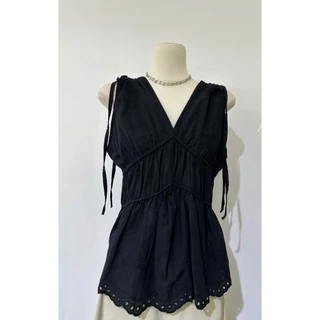เสื้อลูกไม้ซีทรูดีเทลจีบหน้า ทรง Peplum สวยละมุนแบบสาวเกาหลี