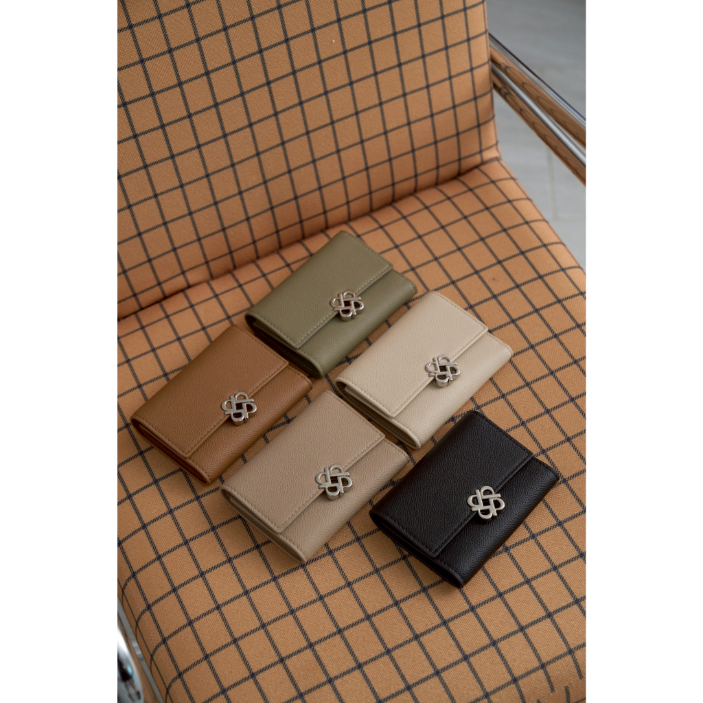 PEROTA “Diamond Wallet” มาพร้อมกล่อง