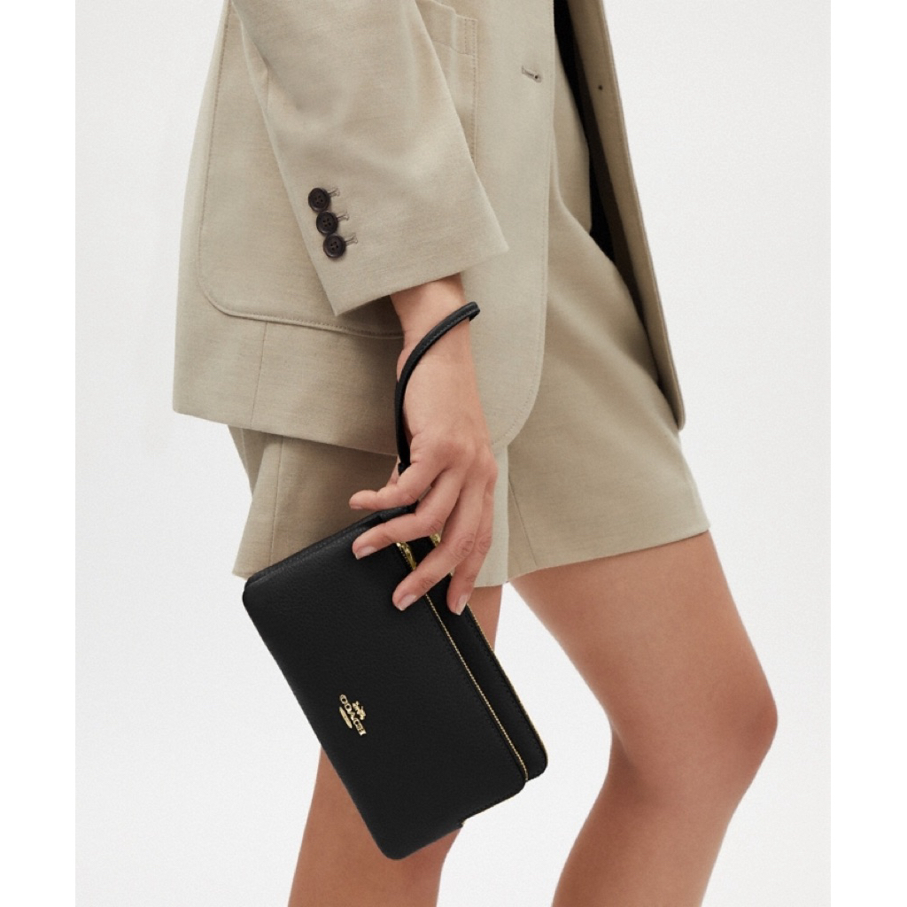 แท้100% Coach C5576 Double Zip Wallet คล้องมือใบใหญ่ 2 ซิป
