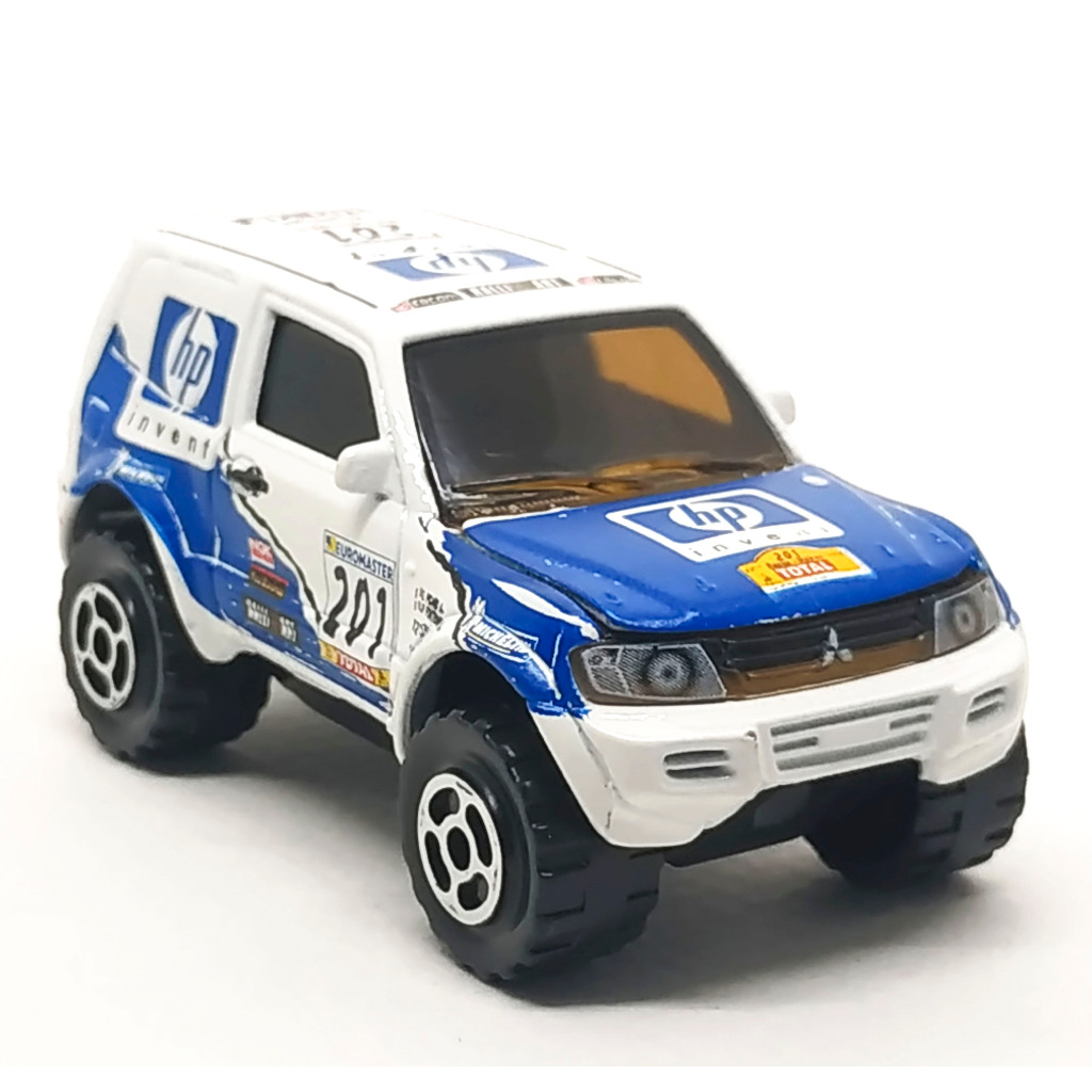 Majorette Misubishi Pajero HP201 - สีขาว / กระจกสีชา scale 1/58 (3 inches) no Package