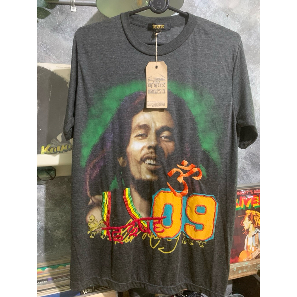 เสื้อ ISSUE ลาย Bob marley