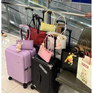 กระเป๋าสานพลาสติกงาน 𝐇𝐚𝐧𝐝𝐦𝐚𝐝𝐞 𝟏𝟎𝟎% 👜รุ่นมินิ🤏🏻