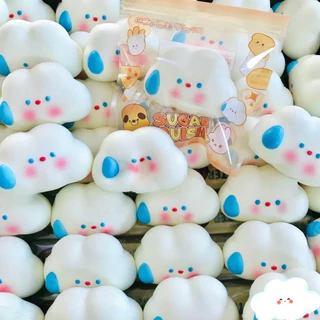 เมฆนั้นนุ่มฟู น่ารัก ฟูฟ่อง ขุ่นมัว เคลื่อนตัวช้าๆ และมีขนาดใหญ่ขึ้นเรื่อยๆ