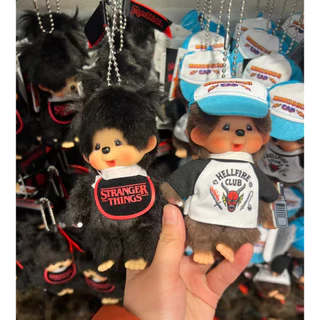 🔥🇯🇵 พร้อมส่ง Monchhichi x Stranger Things พวงกุญแจตุ๊กตา ของแท้จากญี่ปุ่น ห้อยกระเป๋าได้