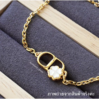 ✨💖สร้อยข้อมือ รุ่นA33 ตัวเรือนสีทองแต่งดีเทลโคลเวอร์4กลับนูนสวย น่ารักตะมุตะมิค่ะ งานสวยตรงปกค่ะ💖✨