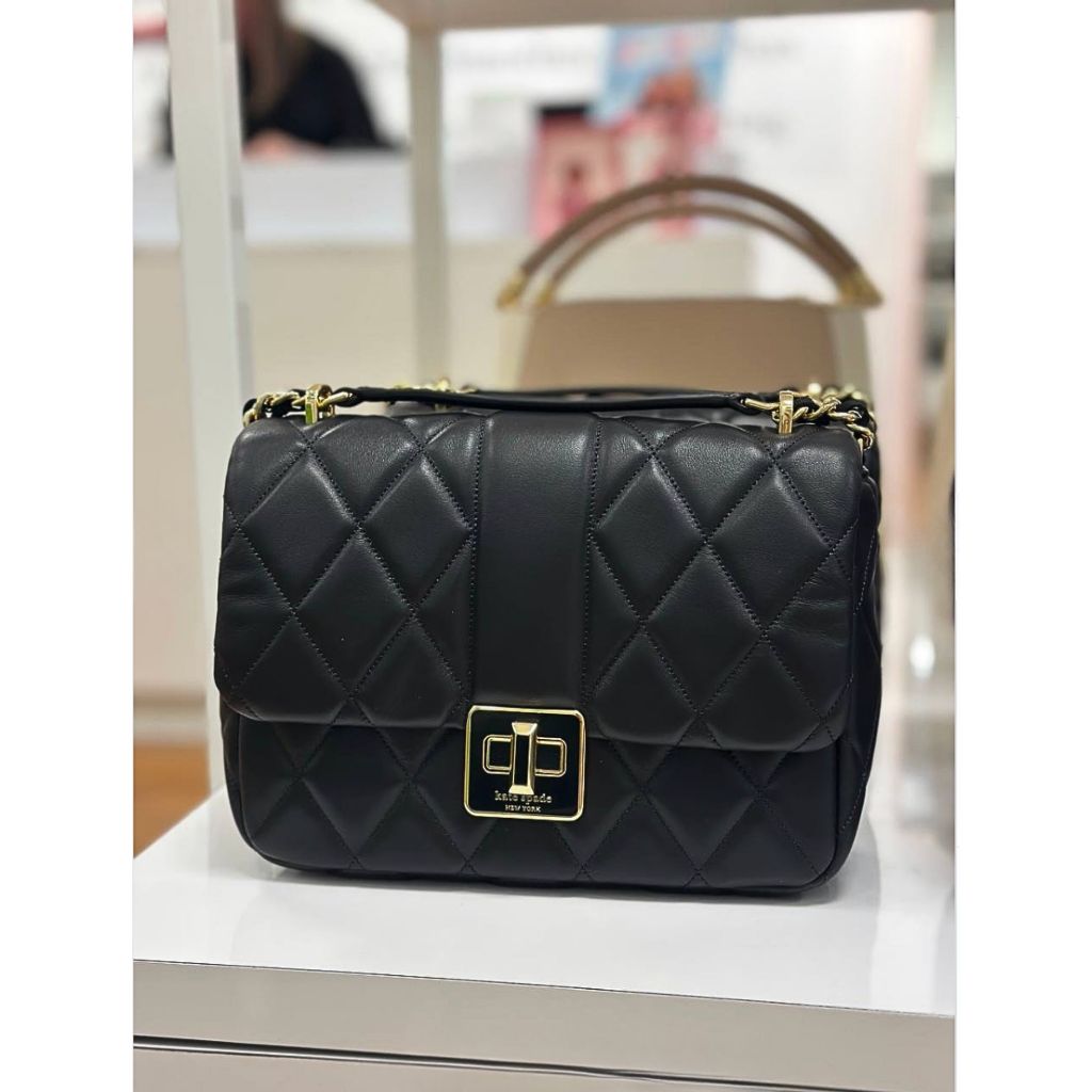 KATE SPADE กระเป๋าสะพายข้าง รุ่น Carey Quilted Small Flap Crossbody