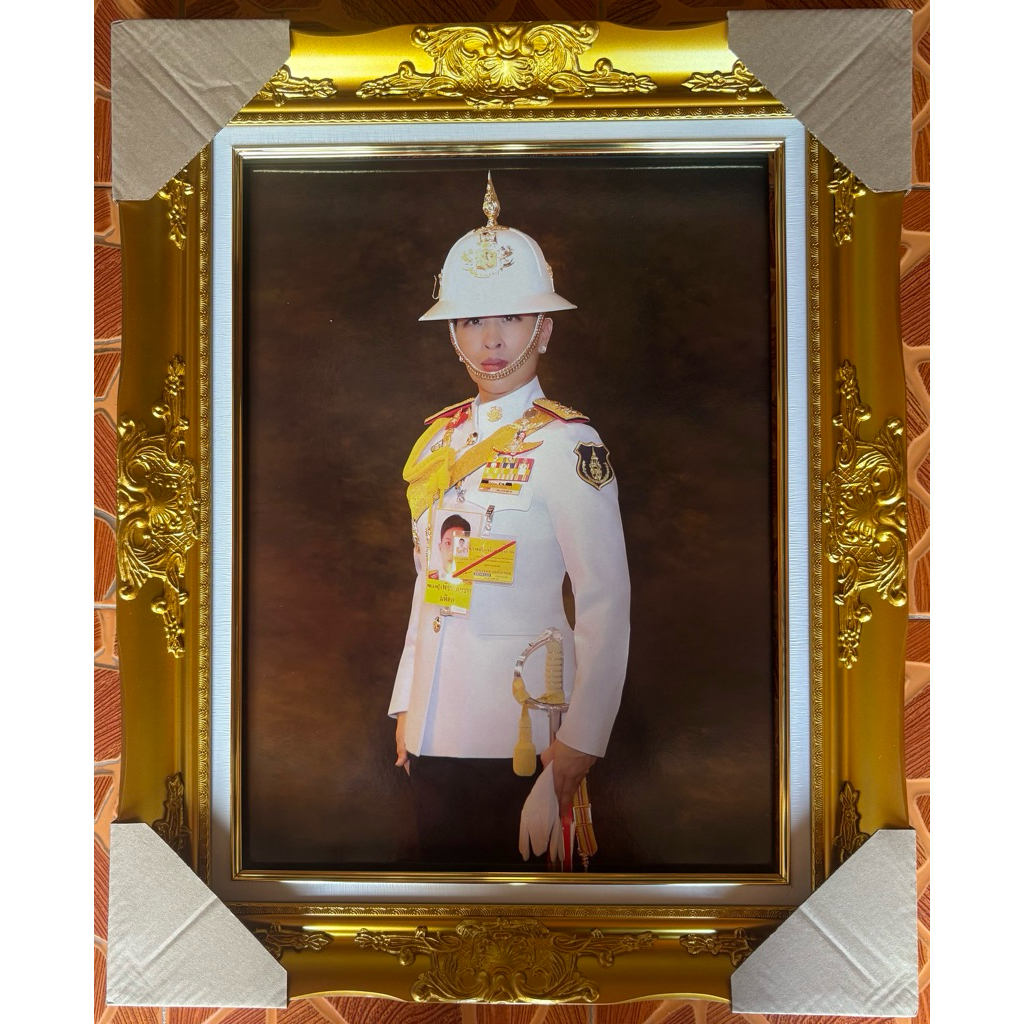 กรอบหลุยส์สีทองพร้อมภาพมงคล พร้อมกระจก ขนาด 15×20นิ้ว