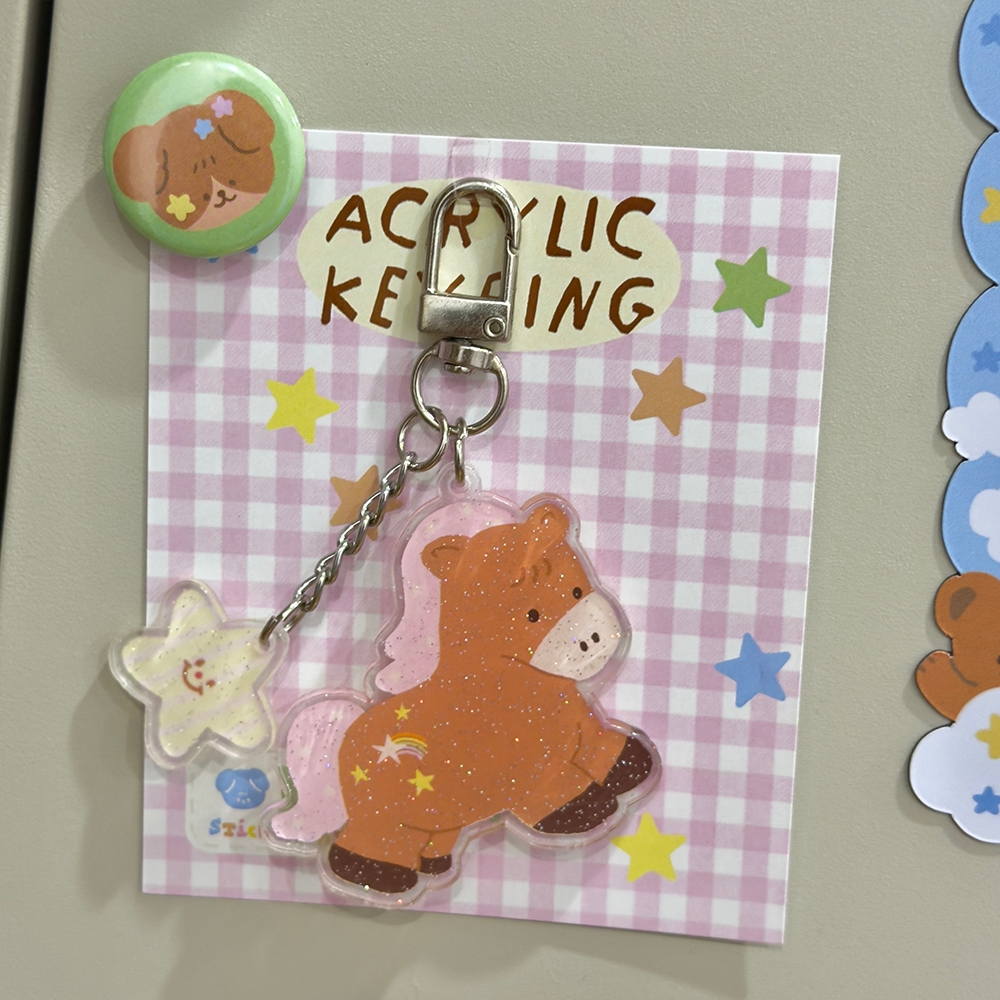 POKO lucky horse acrylic keyring พวงกุญแจอคริลิคกลิตเตอร์ รูปโปโกะ ม้าโชคดี พร้อมตุ้งติ้งดาว | Stickwithme4ev