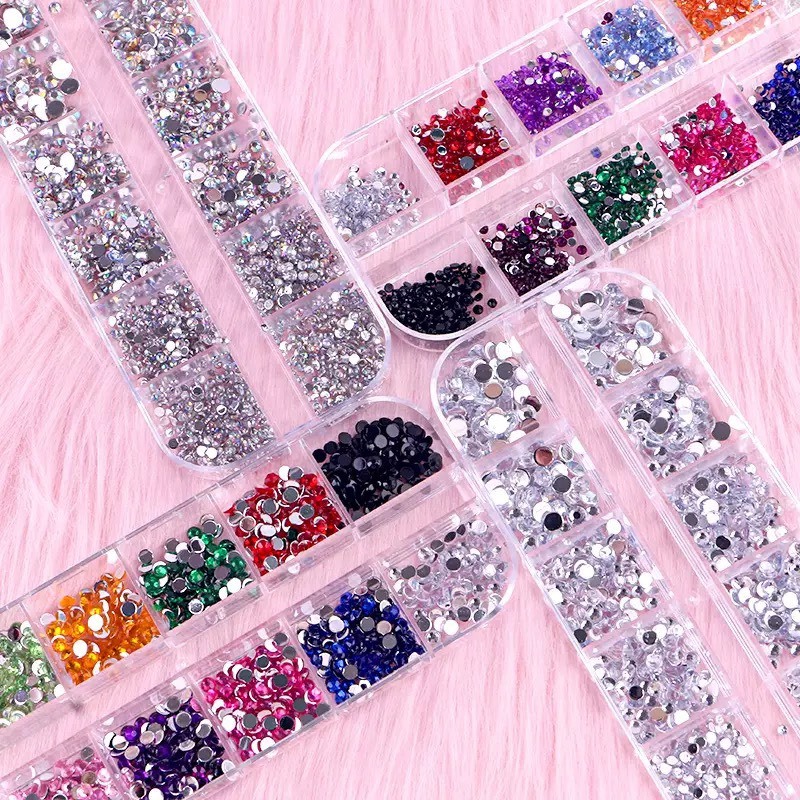 เพชรติดเล็บ มุกครึ่งซีก โลหะ กลิสเตอร์ คละแบบ สีเงิน คละสี (1ตลับ/12ช่อง) DIY NP