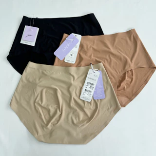 รหัส SUXK120 Sabina กางเกงชั้นใน ไร้ขอบ (ทรงHalf) รุ่น Soft Collection Seamless รหัส SUXK120BK สีดำ, SUXK120CD เนื้อ