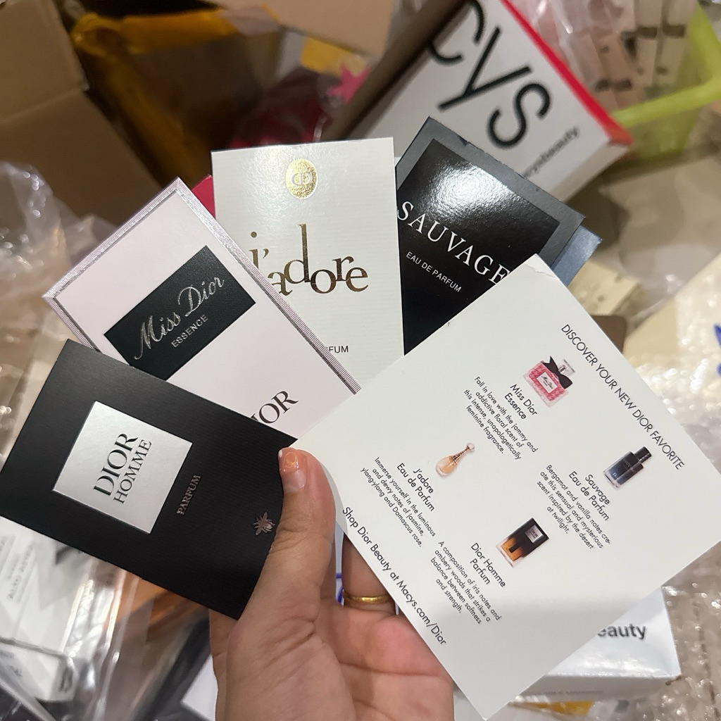 Perfume vial 1 mi ✨Sauvage/ essence /Homme /jadore (มีหลายกลิ่นให้เลือก)