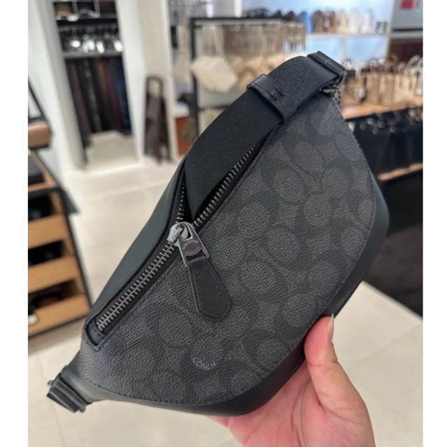 ✴️แท้ 💯% กระเป๋าคาดอกมินิ C0ACH WARREN BELT BAG
