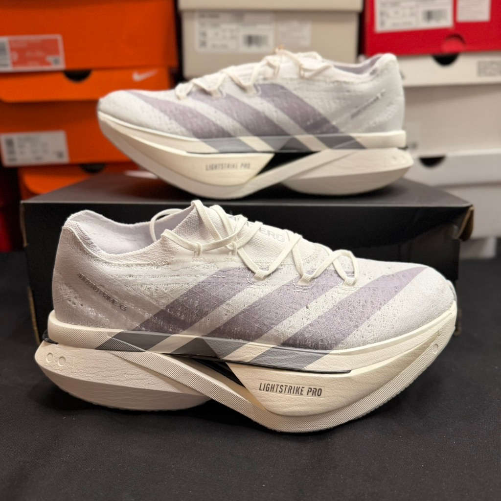 รองเท้าวิ่ง ADIZERO PRIME X3 STRUNG สี FTWWHT/DSHGRY/GRETHR