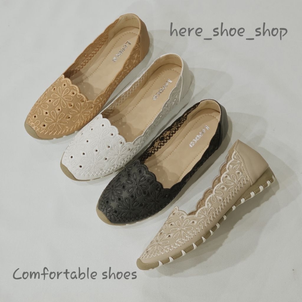 รองเท้าหุ้มส้นพื้นเรียบ งานฉลุปักสวยดูดี ใส่สบาย no.MK953-531 by here_shoe_shop