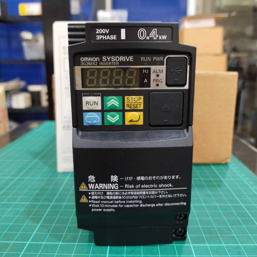 INVERTER OMRON 3G3MX2-A2004,0.4KW 200V 3PH
