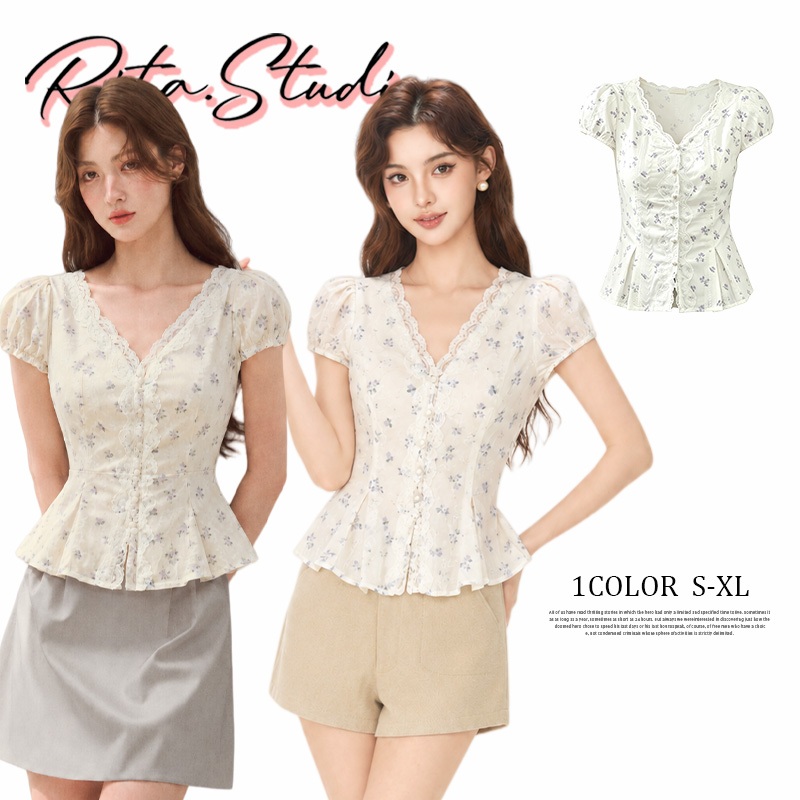 Rita พร้อมส่ง🍒เสื้อคอวีลายดอก แขนตุ๊กตา แต่งลูกไม้เข้ารูป สไตล์เกาหลีลูกคุณหนู น่ารัก ใส่เที่ยวคาเฟ่ ไซส์ S-XL
