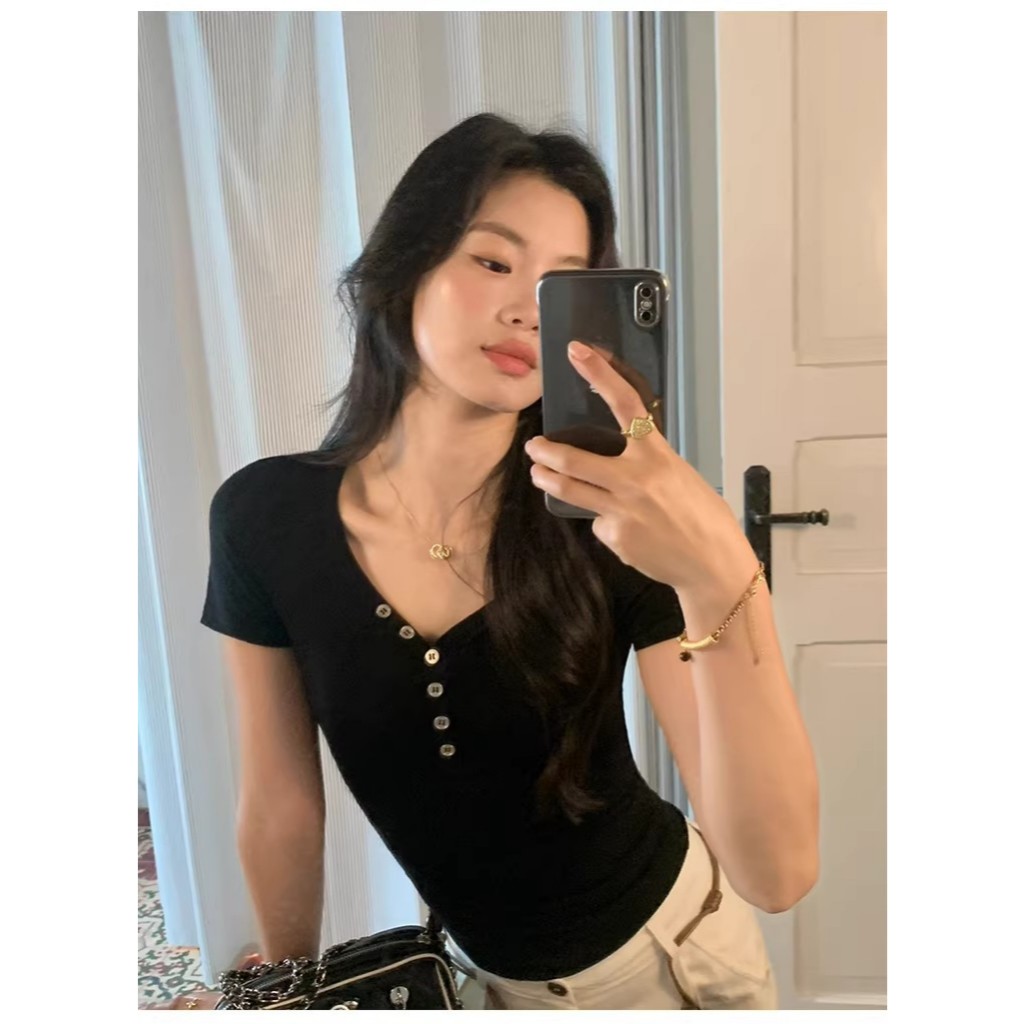 10 ออกแบบรู้สึกปุ่มอเมริกันร้อนด้านบนคอวีบวกไหล่แขนสั้นเสื้อยืดผู้หญิงฤดูร้อนใหม่ผอมเพรียวแสดงด้านล่างเสื้อ