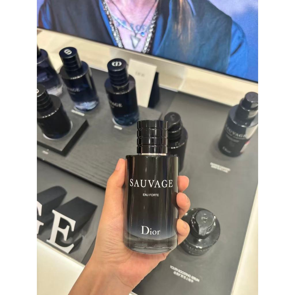 💙สินค้าแท้100% Dior Sauvage EDP PERFUM 100ml น้ำหอมสำหรับผู้ชาย ของขวัญน้ำหอม กลิ่นหอมแบบไม้