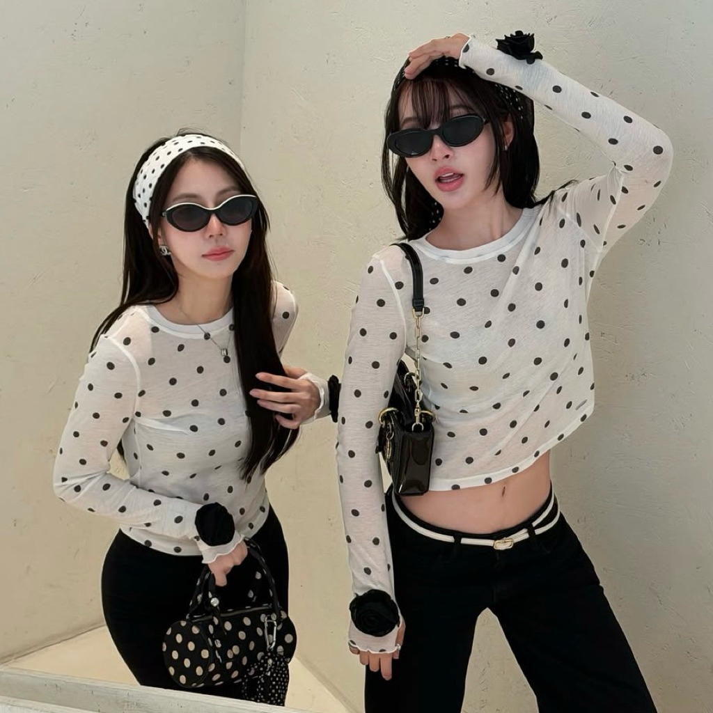 [Best Seller] Paloy - PL2360 Camellia Top🌸เสื้อแขนยาว ทรงเข้ารูป ปลายแขนแต่งดอกคาเมลเลีย☀️ของใหม่ New✨